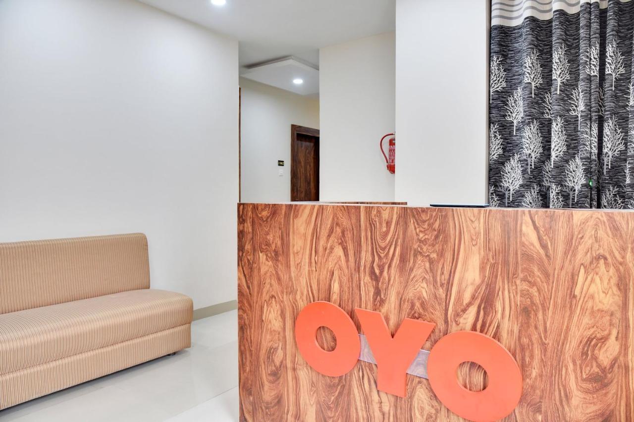 Oyo 40146 Hotel Continental Bhopal Exterior foto